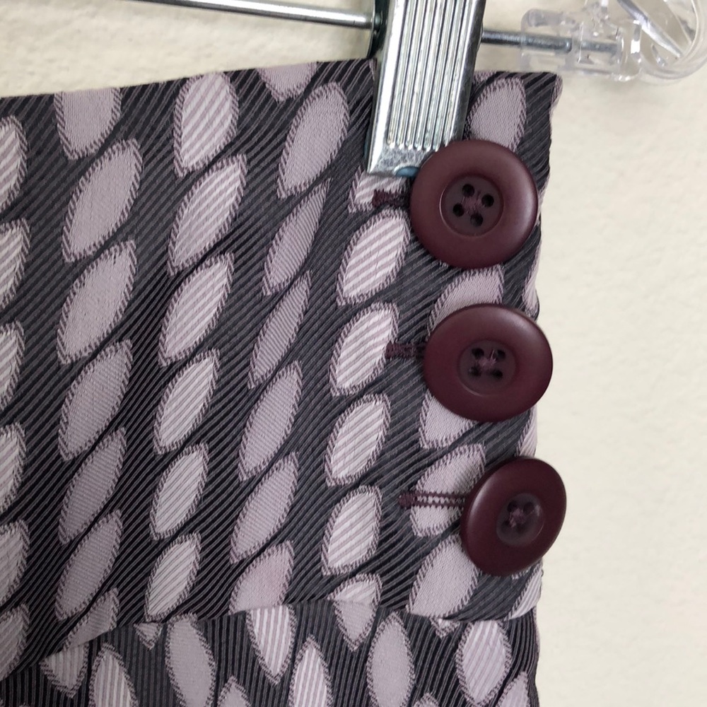 ❤️Beautiful Taupe color Ann Taylor skirt Aline❤️ - Picture 3 of 7